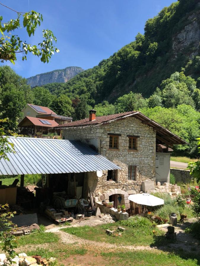 Au Pied Du Vercors Tout Est Permis La Riviere  Εξωτερικό φωτογραφία